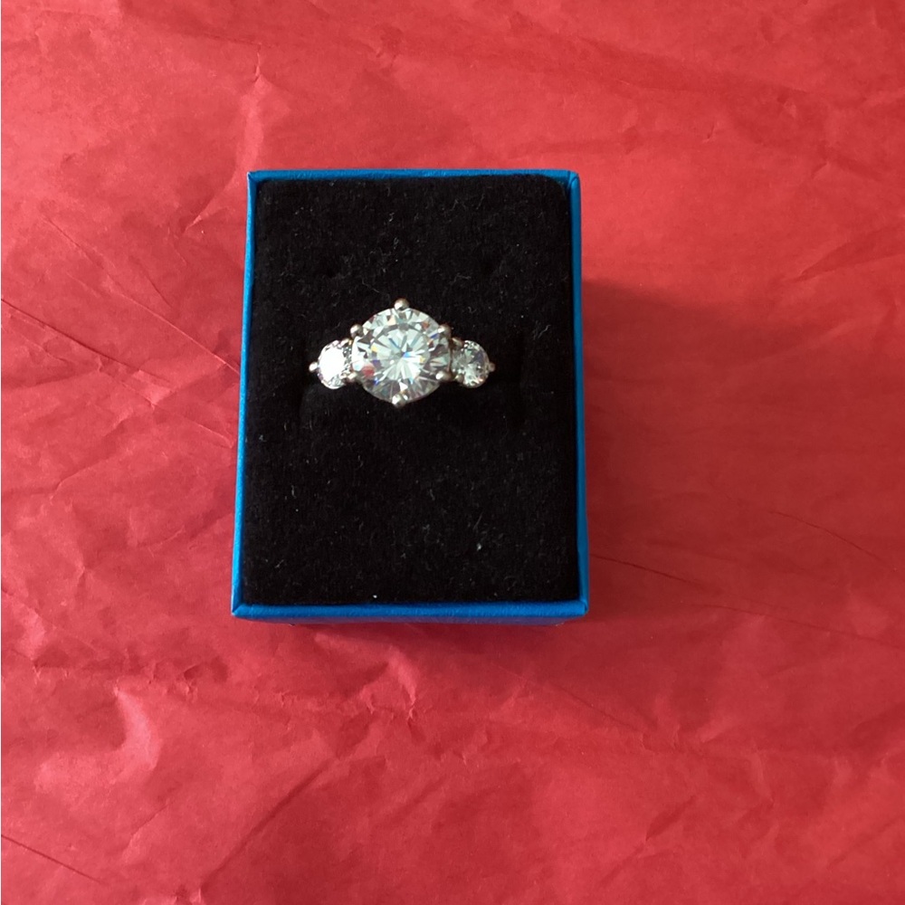 Diamond Simulate Silver Ring - image 1